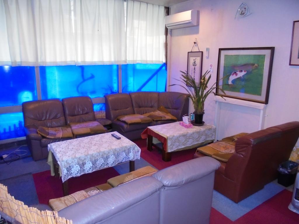 Yoshino Ryokan Осака Екстериор снимка