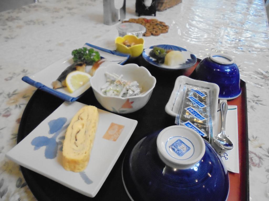 Yoshino Ryokan Осака Екстериор снимка