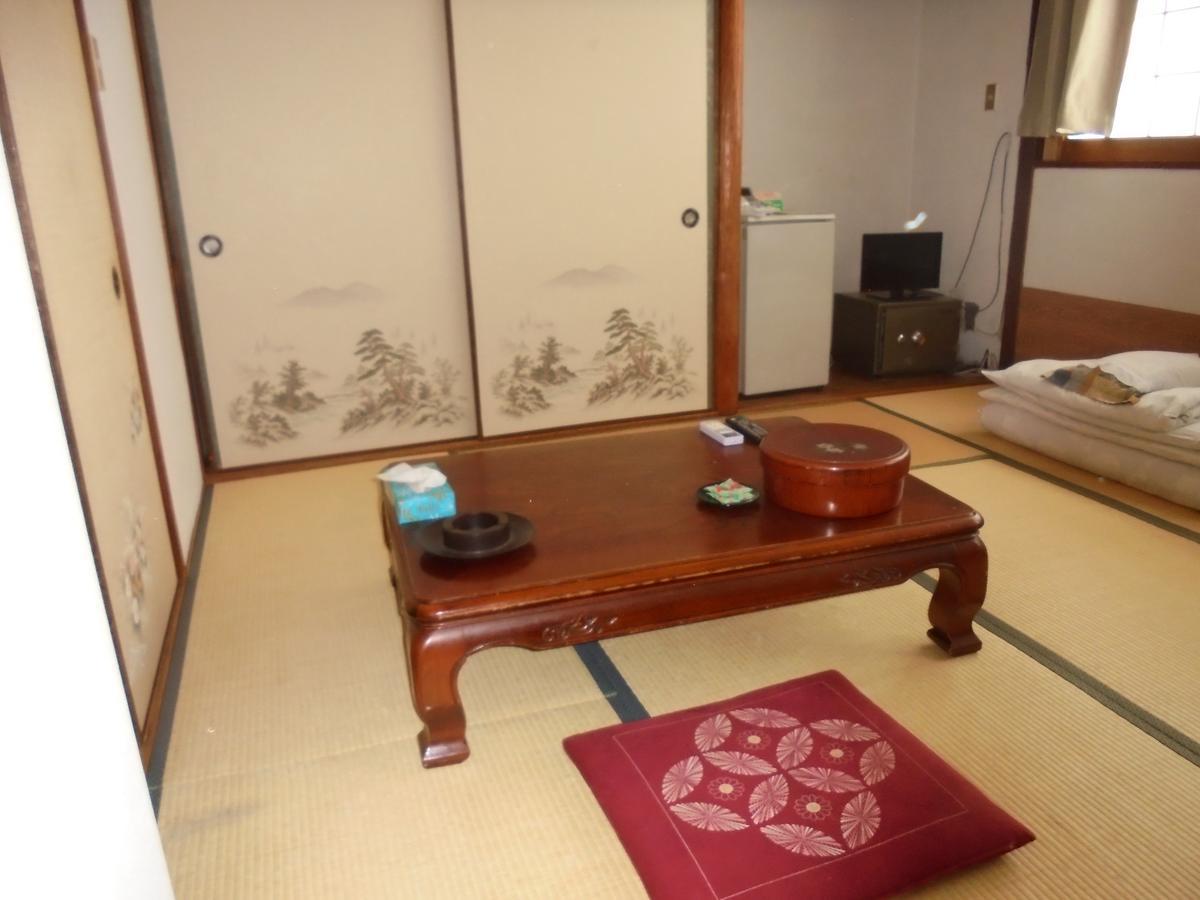 Yoshino Ryokan Осака Екстериор снимка